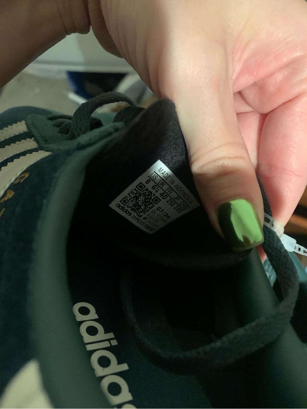 Adidas Gazelle Mineral Green Bold Low Top Suede Lace Up Streetwear Sneaker 8 NWT - Picture 5 of 5